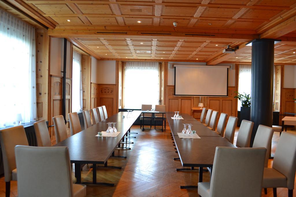 Hotel-Restaurant Bellevue Φιλμς Εξωτερικό φωτογραφία