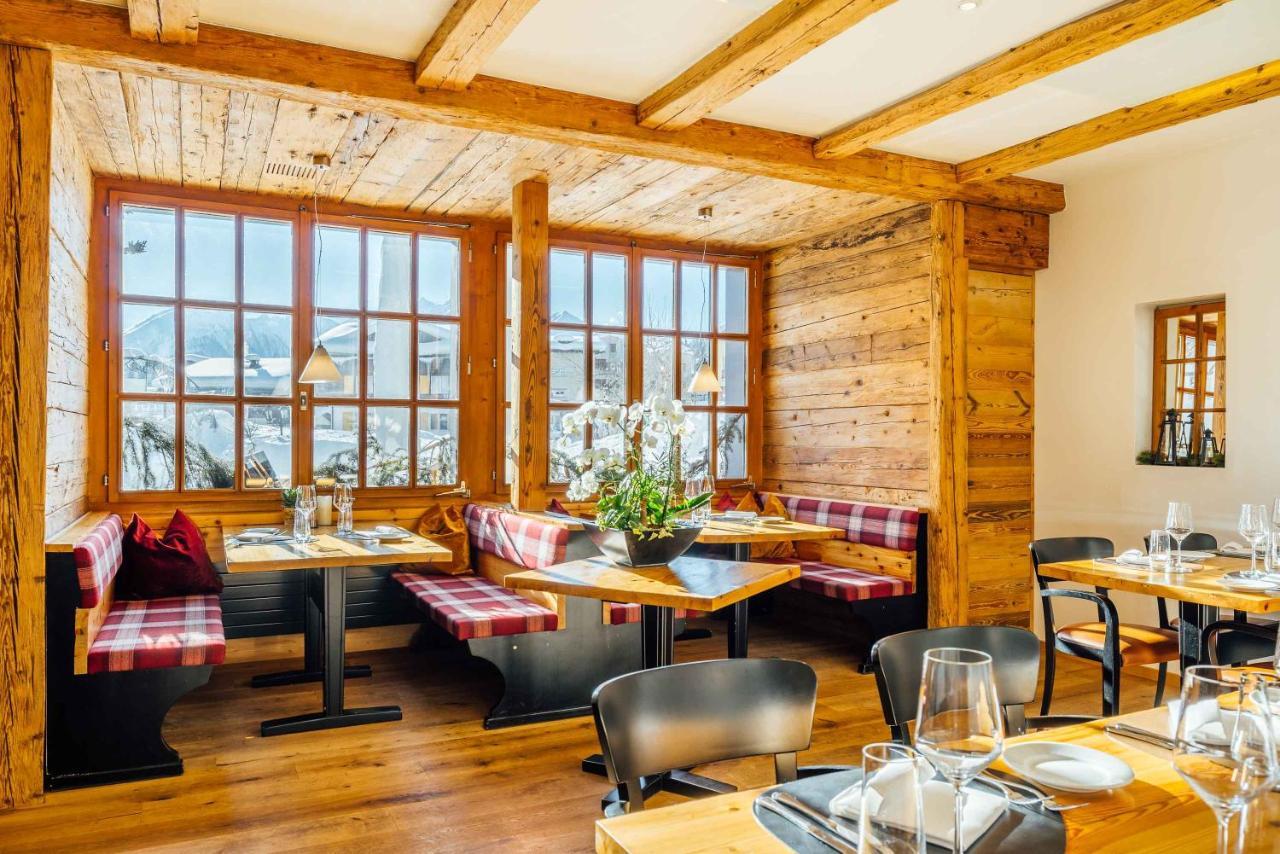 Hotel-Restaurant Bellevue Φιλμς Εξωτερικό φωτογραφία